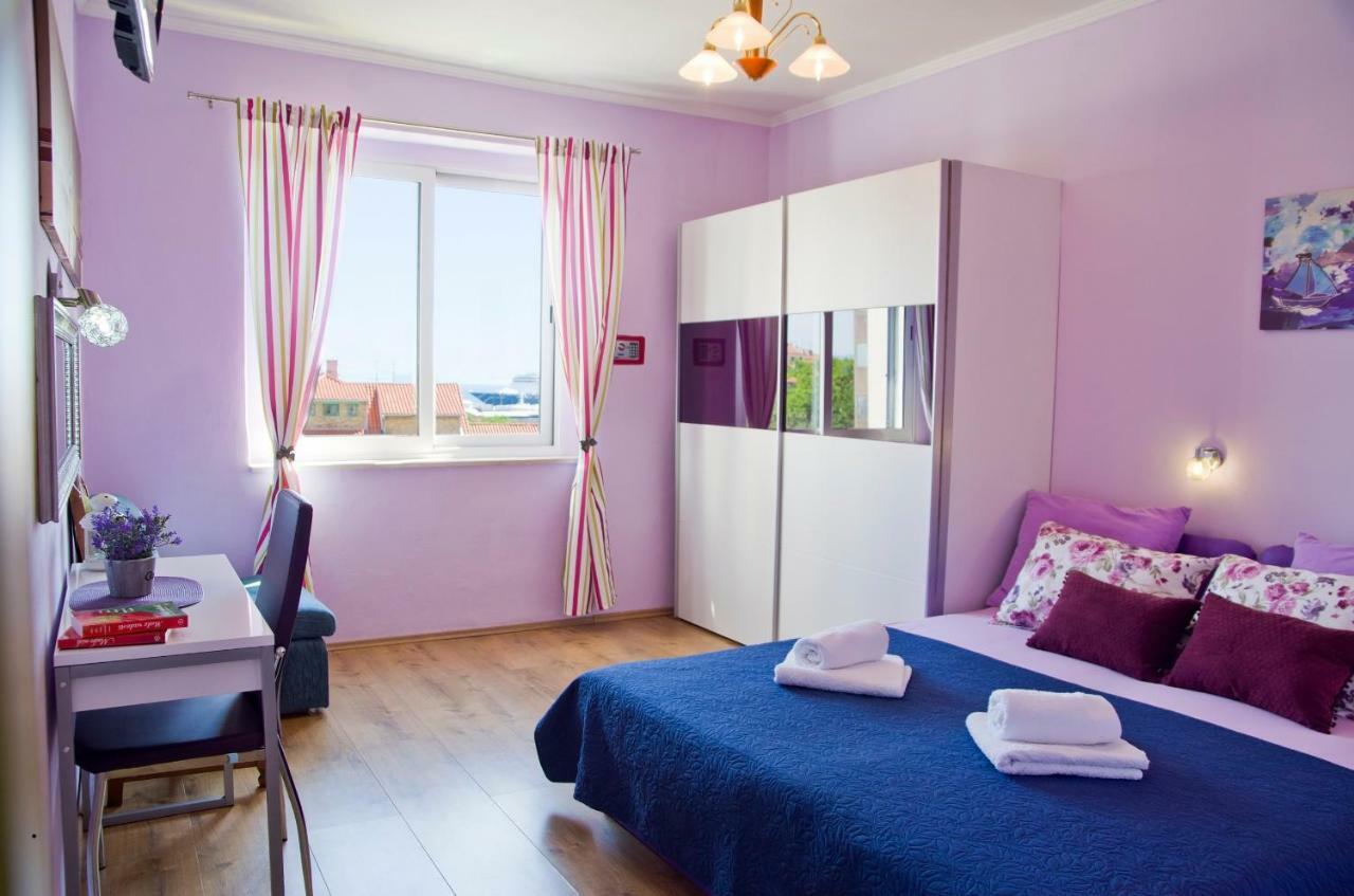 Apartment Port View-5 Min From Center Split Bagian luar foto